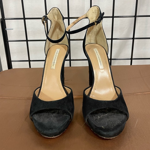🚚 MOVING SALE Diane Von Furstenberg Sofia Black Suede Chain Heels by DVF - Picture 2 of 15